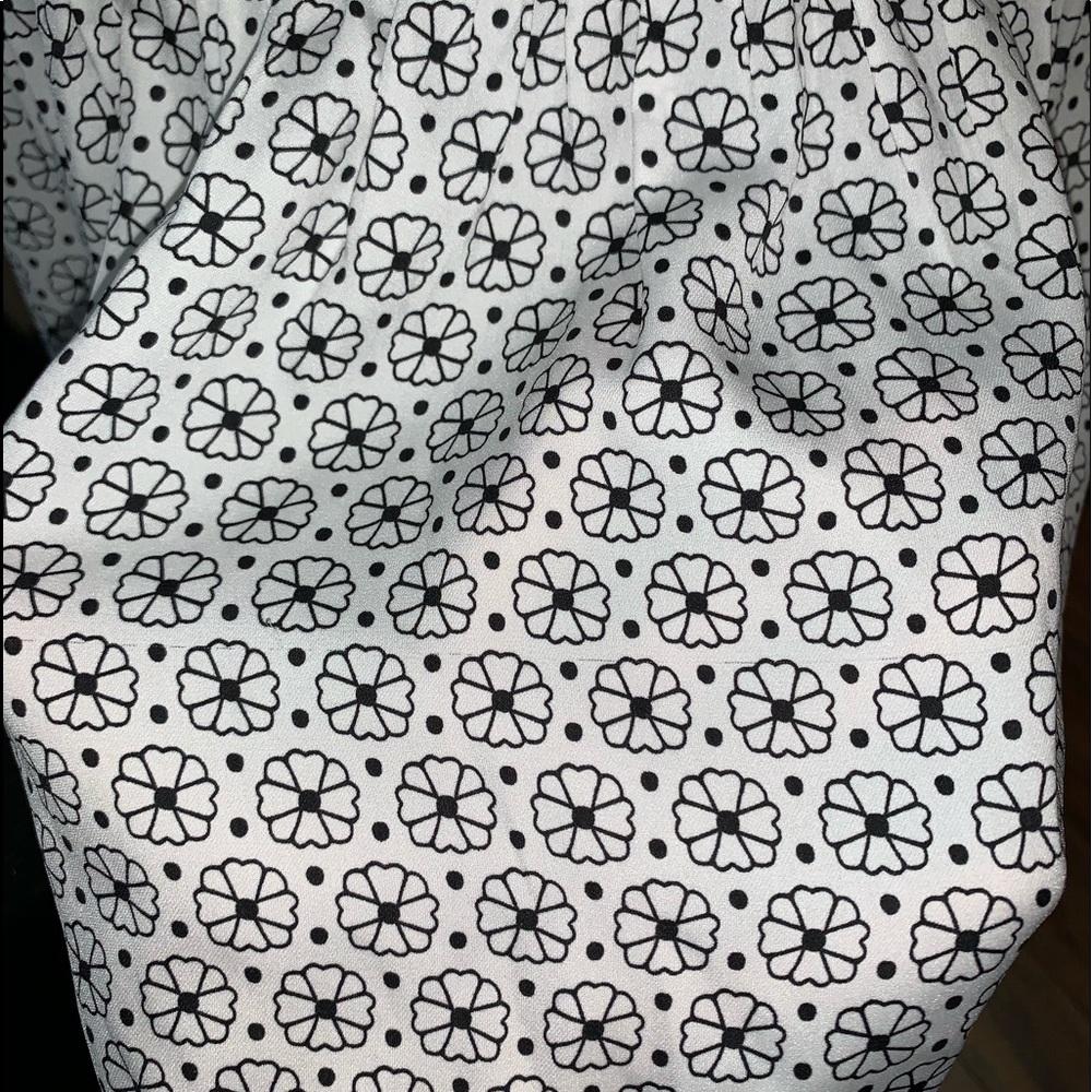 Loft sleeveless beautiful blouse/top - Picture 7 of 8